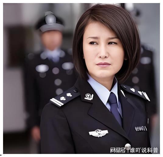 吃瓜网最美警花,揭秘吃瓜网最美警花的魅力瞬间